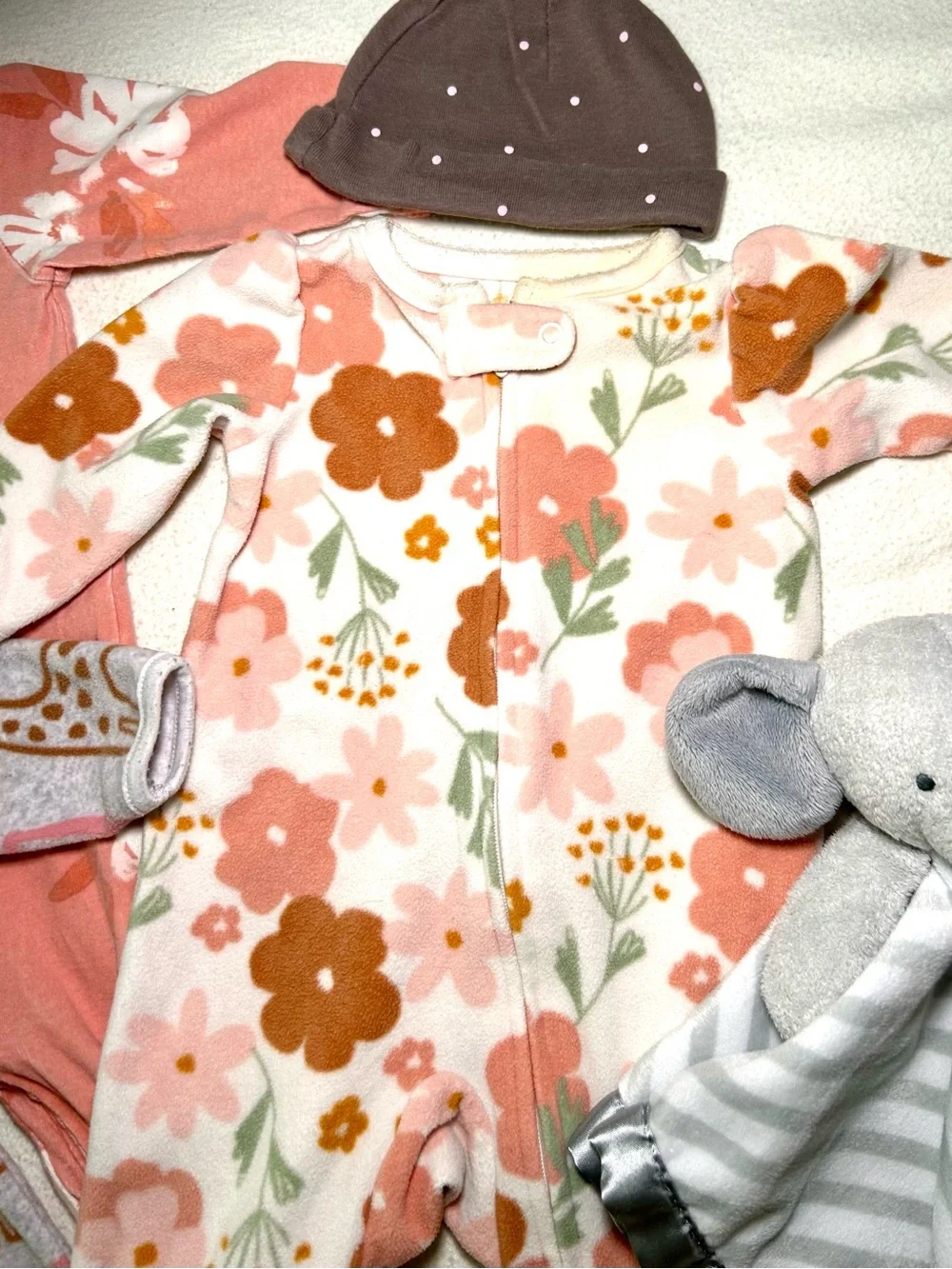 6 Piece Baby Girls Floral/Print Fleece One-Piece Footed Pajamas Elephant Lovie